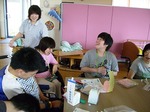 創作活動　牛乳パック再生活動