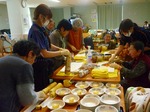 クリスマス　ロールケーキ作り