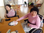 福笑いで大笑い