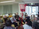 かごに入るようによ〜く狙って！！