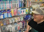 お買い物中！どれにしようかな〜.jpg